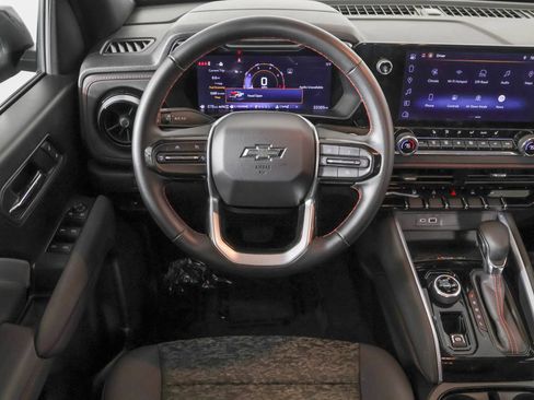 Certified 2025 Chevrolet Colorado Z71 AWD/4WD image 37