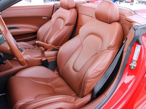 Used 2011 Audi R8 V10 image 18