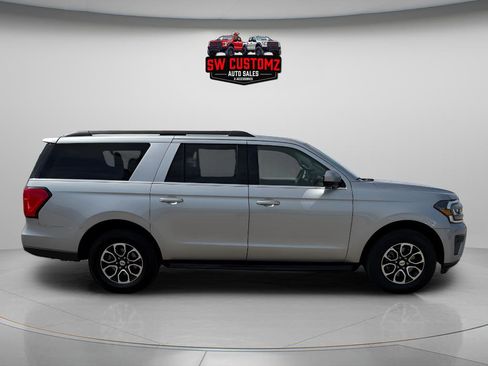Used 2024 Ford Expedition Max XLT image 8