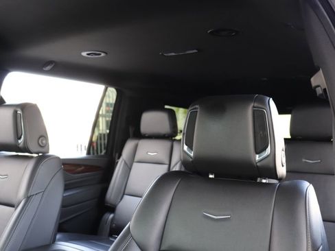 Used 2021 Cadillac Escalade ESV Luxury image 67