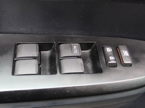 Used 2014 Toyota Tundra SR RWD image 23