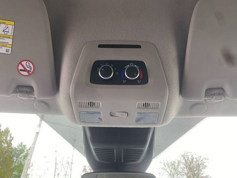 Used 2023 Ford Transit 350 XLT RWD image 22