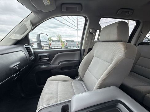 Used 2015 Chevrolet Silverado 3500 W/T w/ WT Convenience Package AWD/4WD image 29