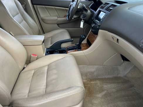 Used 2005 Honda Accord Hybrid Sedan image 15