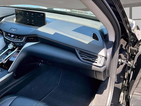 Certified 2025 Acura TLX w/ Technology Package FWD image 17
