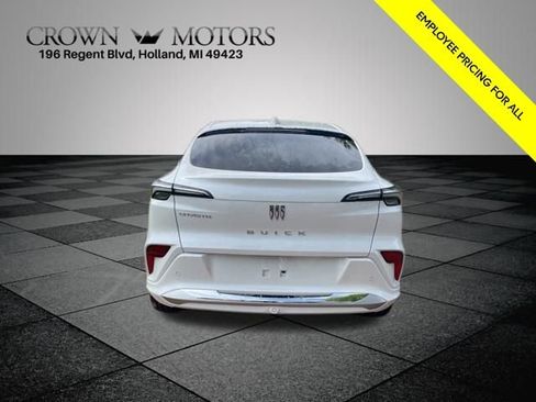 New 2025 Buick Envista Avenir image 11