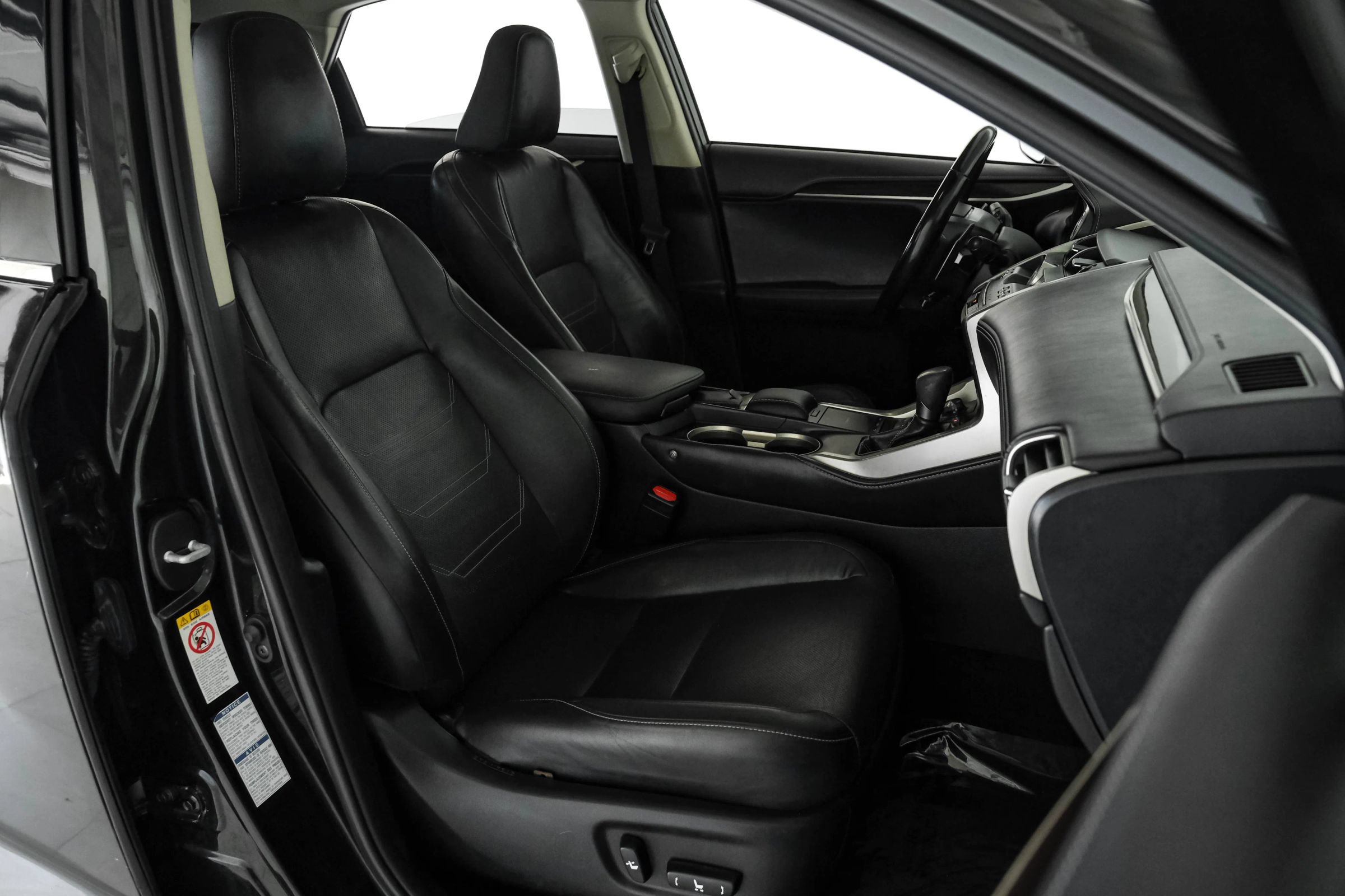 Used 2018 Lexus NX 300h AWD w/ Luxury Package image 28