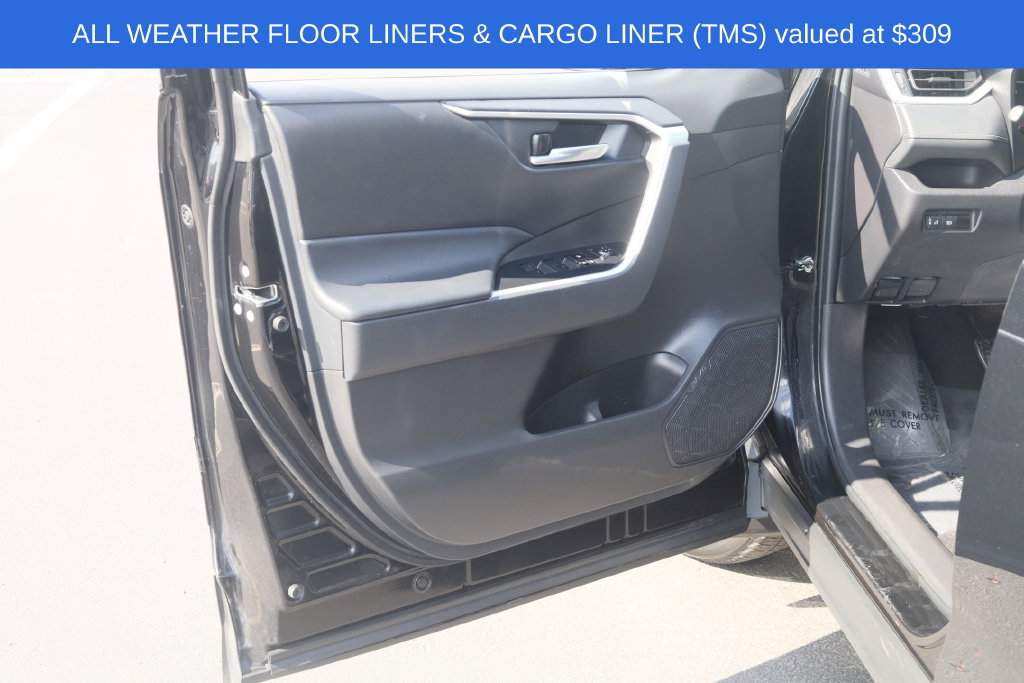 Used 2023 Toyota RAV4 XLE AWD/4WD image 4
