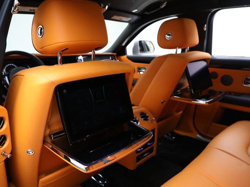 Certified 2023 Rolls-Royce Ghost w/ Ghost Package image 27