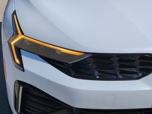 Used 2025 Kia K5 LXS image 9