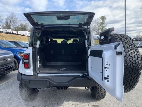 New 2025 Ford Bronco Raptor w/ Interior Carbon Fiber Pack AWD/4WD image 8