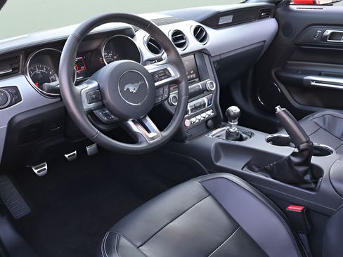 Used 2015 Ford Mustang GT Premium w/ Equipment Group 401A RWD image 11
