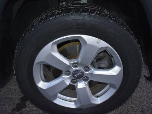 Used 2019 Jeep Compass Latitude image 42