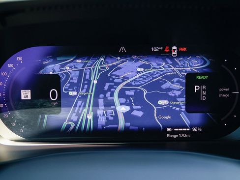 Used 2023 Volvo XC40 Recharge Plus w/ Protection Package Premier image 26