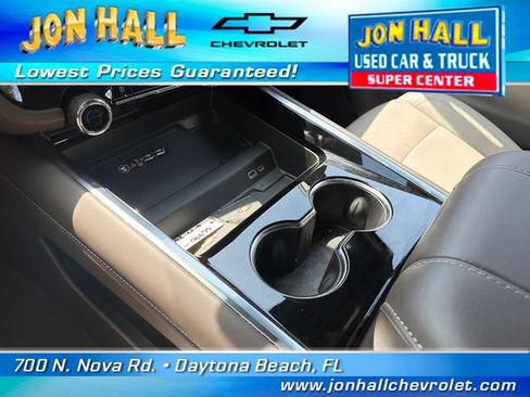 Used 2025 Chevrolet Tahoe Z71 w/ Comfort Package AWD/4WD image 31