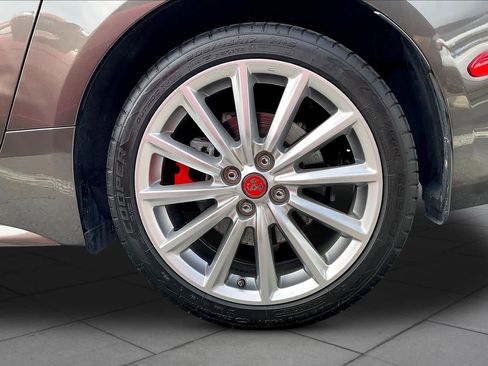 Used 2017 FIAT 124 Spider Lusso image 10