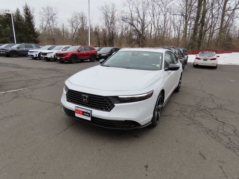 New 2026 Honda Accord SE image 1