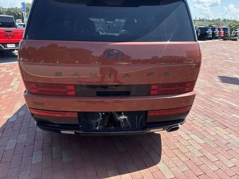 Used 2025 Hyundai Santa Fe Calligraphy FWD image 9