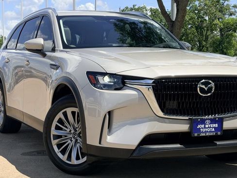 Used 2024 MAZDA CX-90 3.3 Turbo w/ Preferred Package AWD/4WD image 2