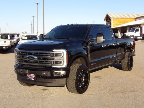 Used 2023 Ford F250 Limited w/ FX4 Off-Road Package image 72