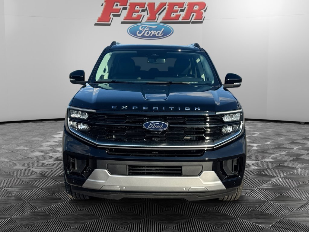 New 2026 Ford Expedition Platinum w/ Driver's Package AWD/4WD image 2