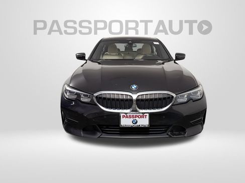 Used 2020 BMW 330i xDrive Sedan w/ Driving Assistance Package AWD/4WD image 9