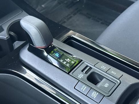 Used 2023 Toyota Prius Prime SE image 27