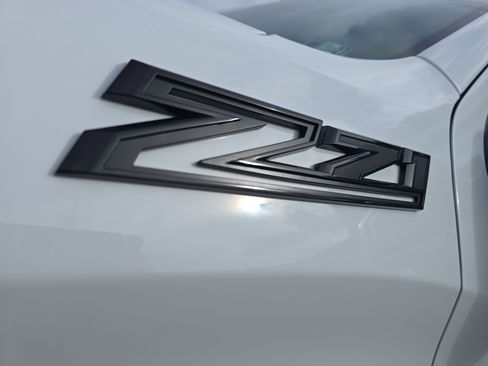 Used 2026 Chevrolet Silverado 1500 LT Trail Boss w/ Convenience Package II image 12