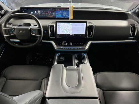New 2026 Ford Expedition Max Platinum image 23