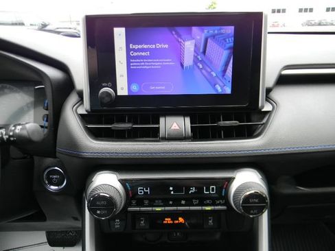 Used 2023 Toyota RAV4 SE w/ Convenience Package AWD/4WD image 13