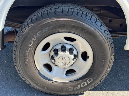 Used 2019 Chevrolet Express 2500 2500 3dr Cargo Van w/ Driver Convenience Package image 51