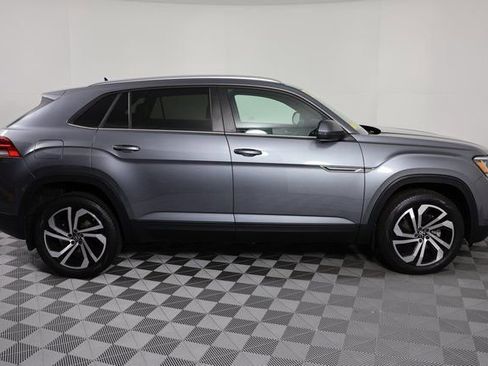 Used 2022 Volkswagen Atlas Cross Sport SE image 9