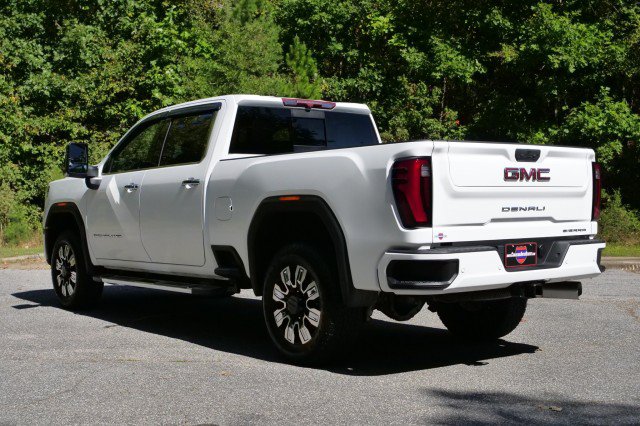 Used 2024 GMC Sierra 2500 Denali AWD/4WD image 7