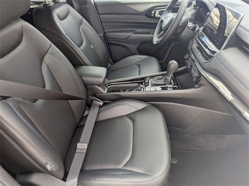 New 2026 Jeep Compass Limited image 30