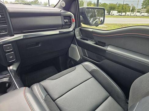 Used 2025 Ford F150 Raptor AWD/4WD image 14