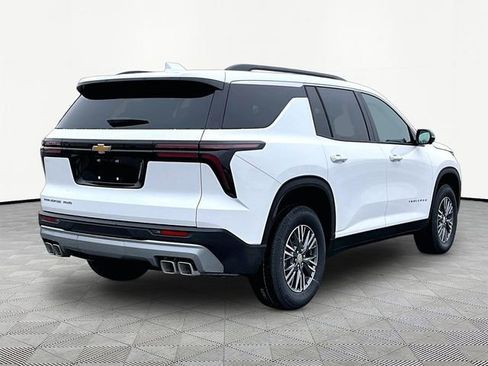 New 2026 Chevrolet Traverse LT w/ Driver Confidence Package image 6