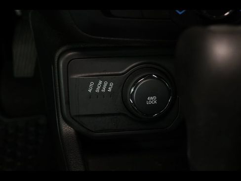 Used 2019 Jeep Renegade Altitude w/ Quick Order Package 2XM AWD/4WD image 26