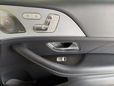 Used 2025 Mercedes-Benz GLE 350 4MATIC image 38