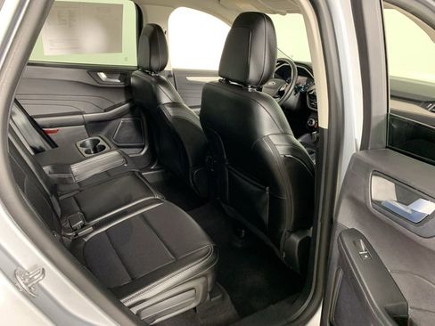 Used 2022 Ford Escape SEL image 35