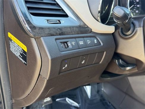 Used 2017 Hyundai Santa Fe Sport image 12