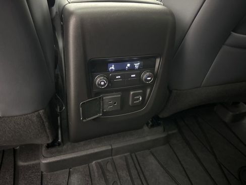 Used 2023 Buick Enclave Essence w/ Experience Buick Package AWD/4WD image 51