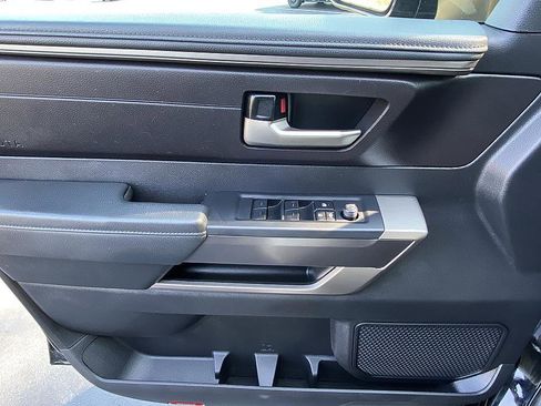 Used 2022 Toyota Tundra SR5 w/ Convenience Package image 9