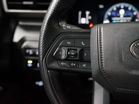 Certified 2025 Toyota Tacoma SR AWD/4WD image 14