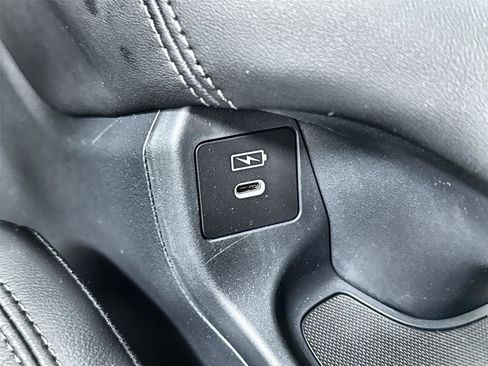 New 2026 Honda HR-V EX-L image 24