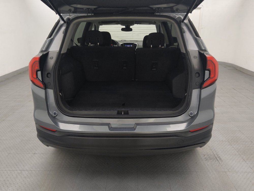 Used 2020 GMC Terrain SLE w/ LPO, Floor Liner Package FWD image 29
