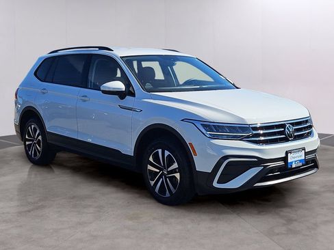 Used 2023 Volkswagen Tiguan S AWD/4WD image 3