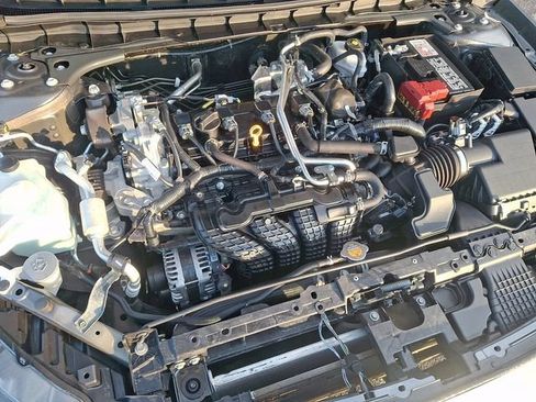 Used 2025 Nissan Altima 2.5 SV FWD image 28