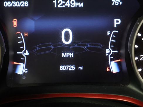 Used 2018 Jeep Compass Trailhawk w/ Cold Weather Group AWD/4WD image 37