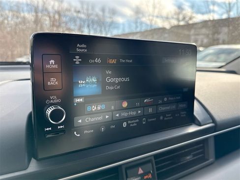 New 2025 Honda Pilot EX-L image 12