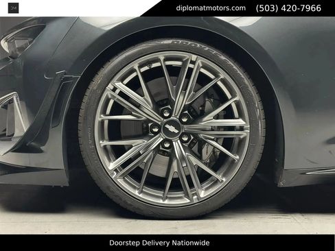 Used 2018 Chevrolet Camaro ZL1 RWD image 37